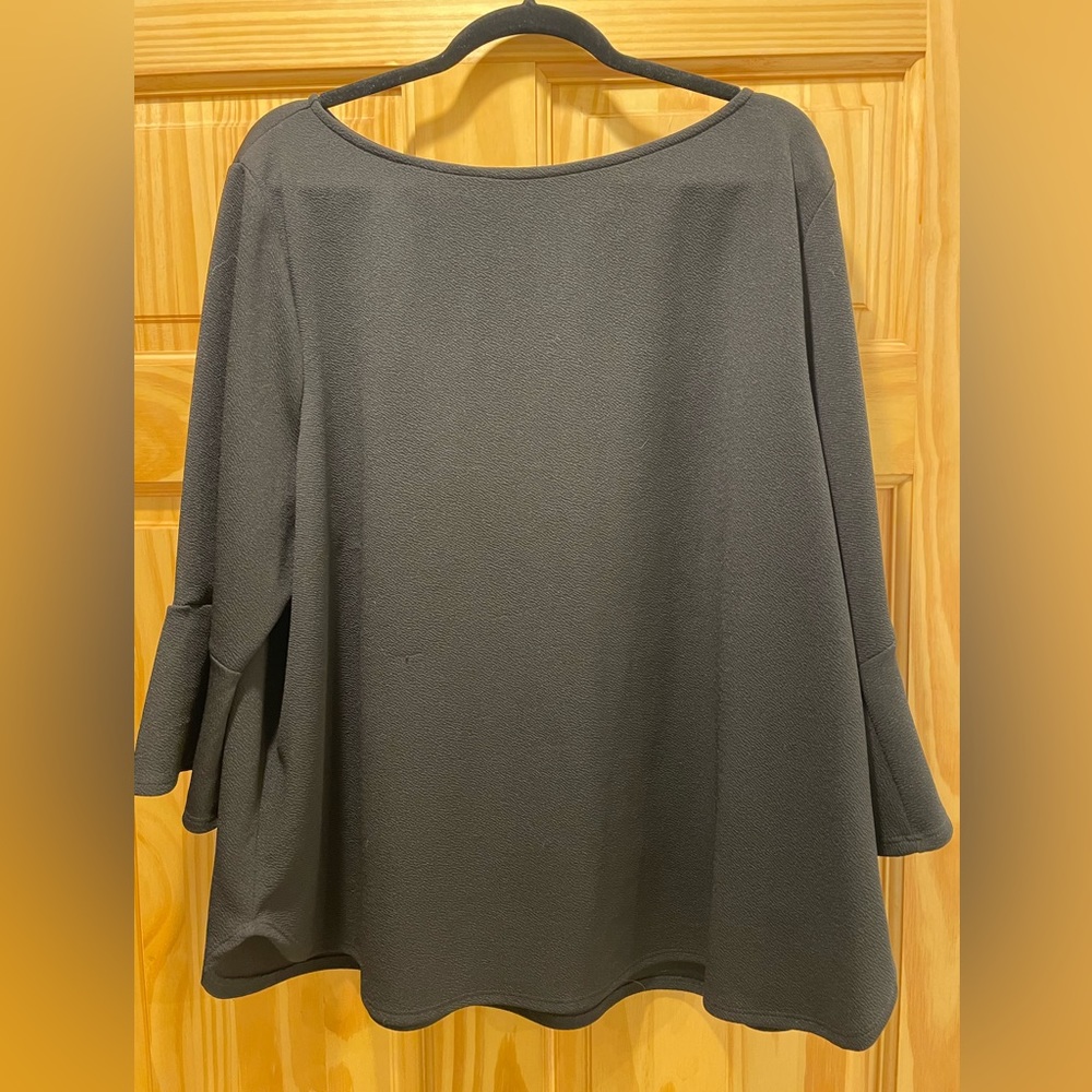 Green Envelope 3X Black Top with Bell Sleeves and Zipper in the Back